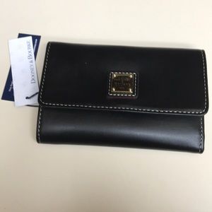 NWT Downey & Bourne Smooth Leather Flap Wallet